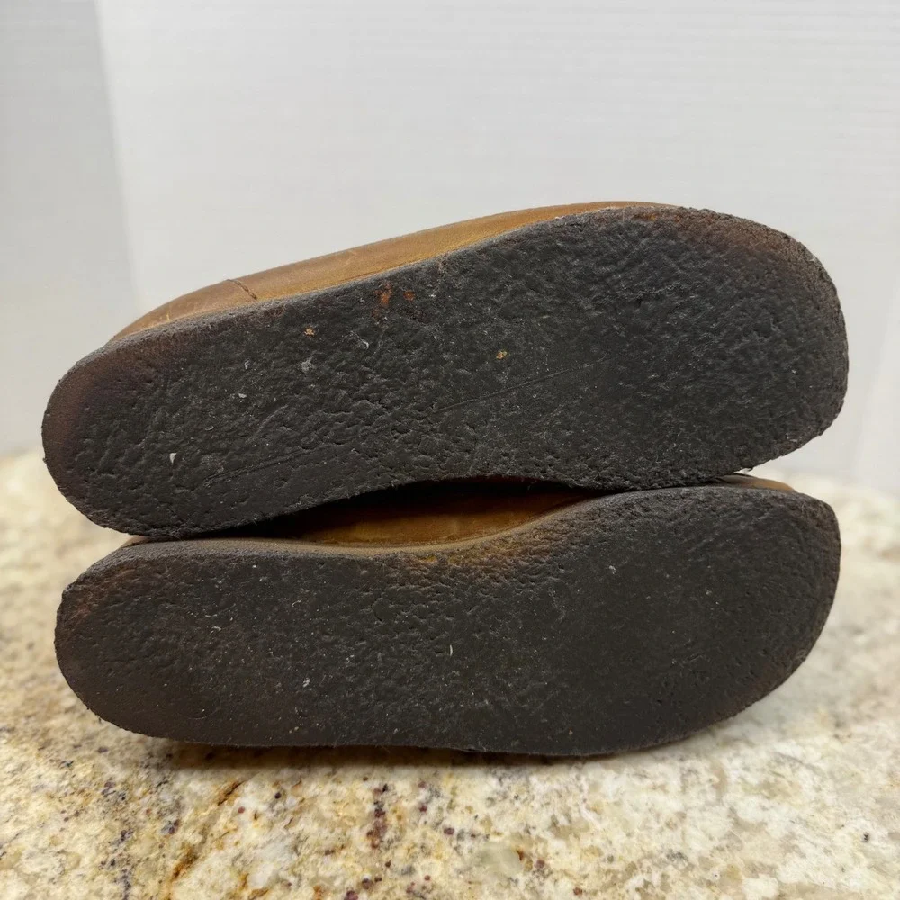 Clarks wallabee boot